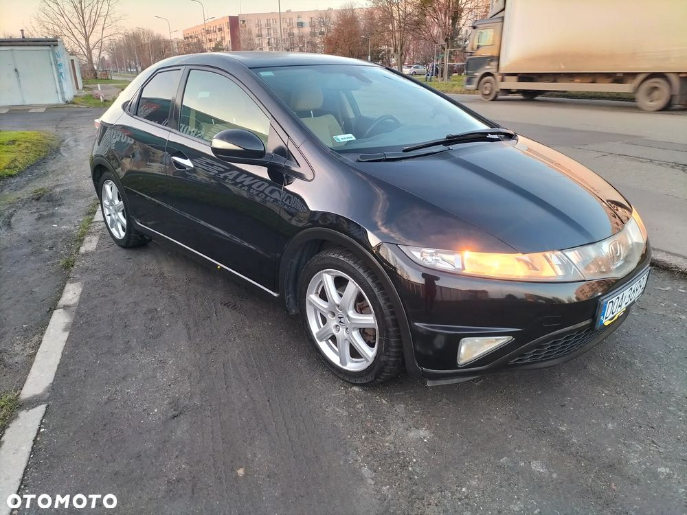 Honda Civic 1.8 Sport - 4