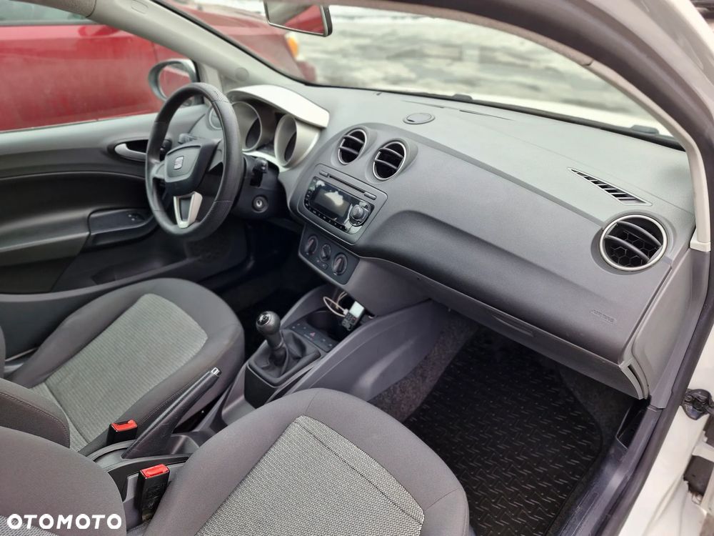 Seat Ibiza SC 1.4 16V Style - 12