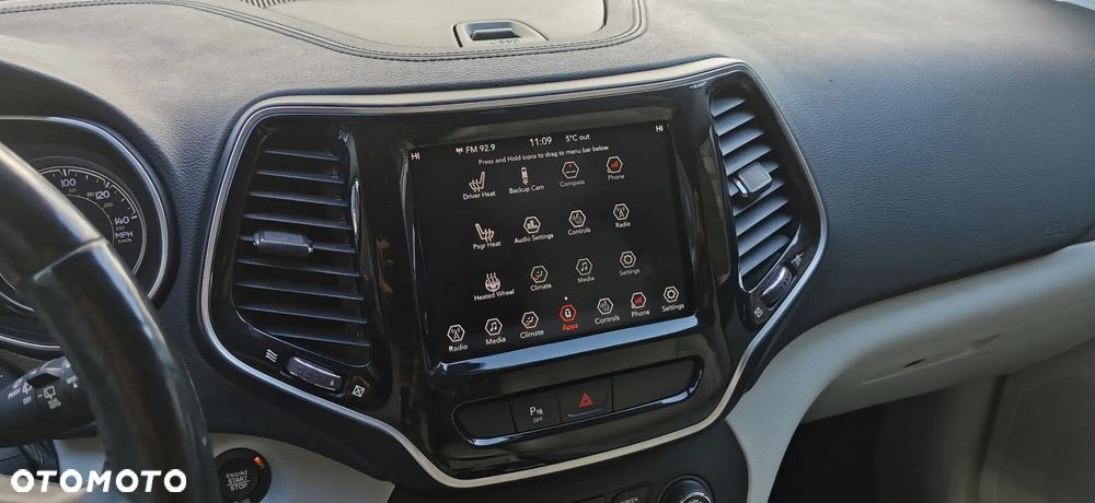 Jeep Cherokee - 13