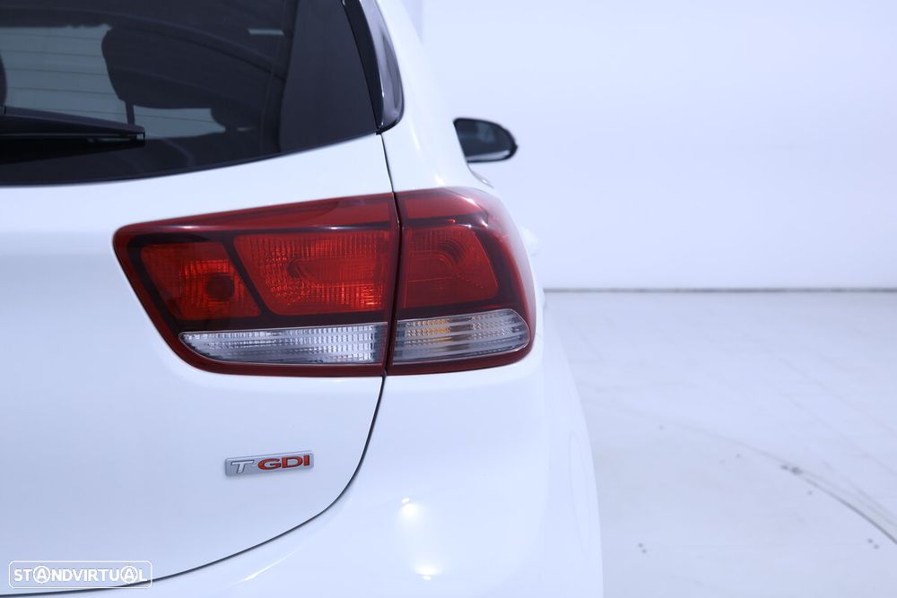Kia Rio - 22