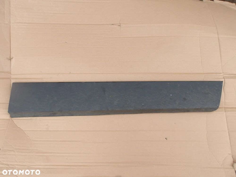 LISTWA DRZWI PRAWY PRZOD OPEL MOKKA A X 95157444 - 1