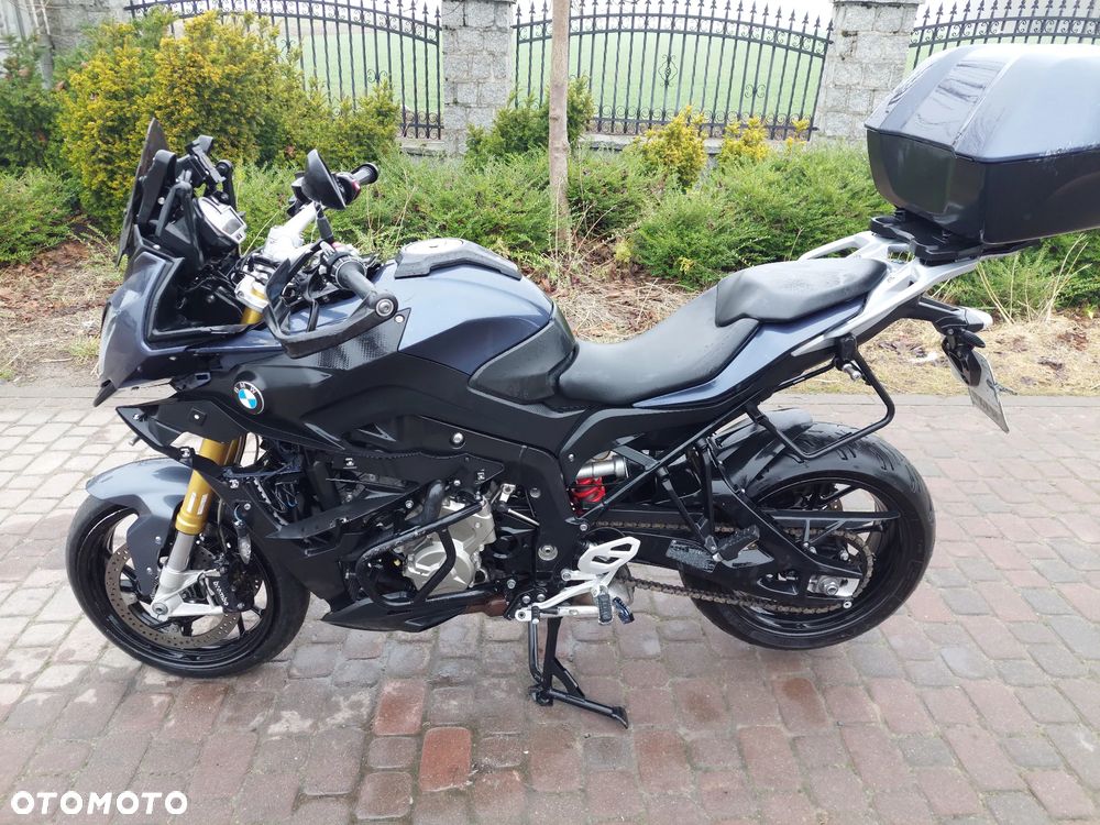 BMW S - 2