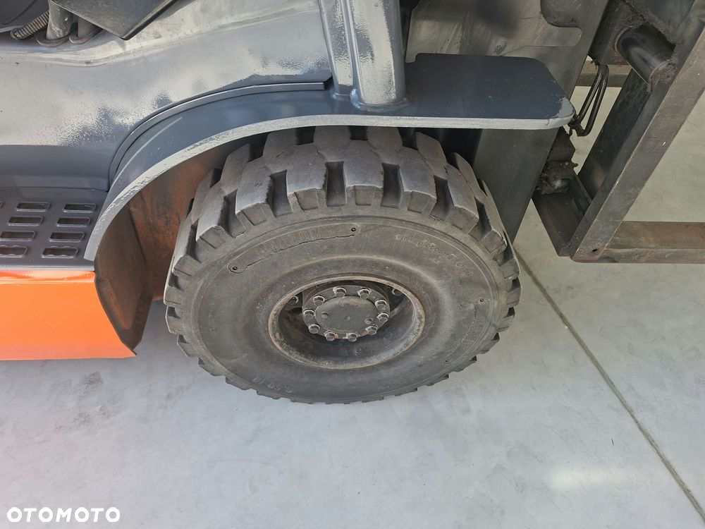 Toyota 02-8FGF15 - 11