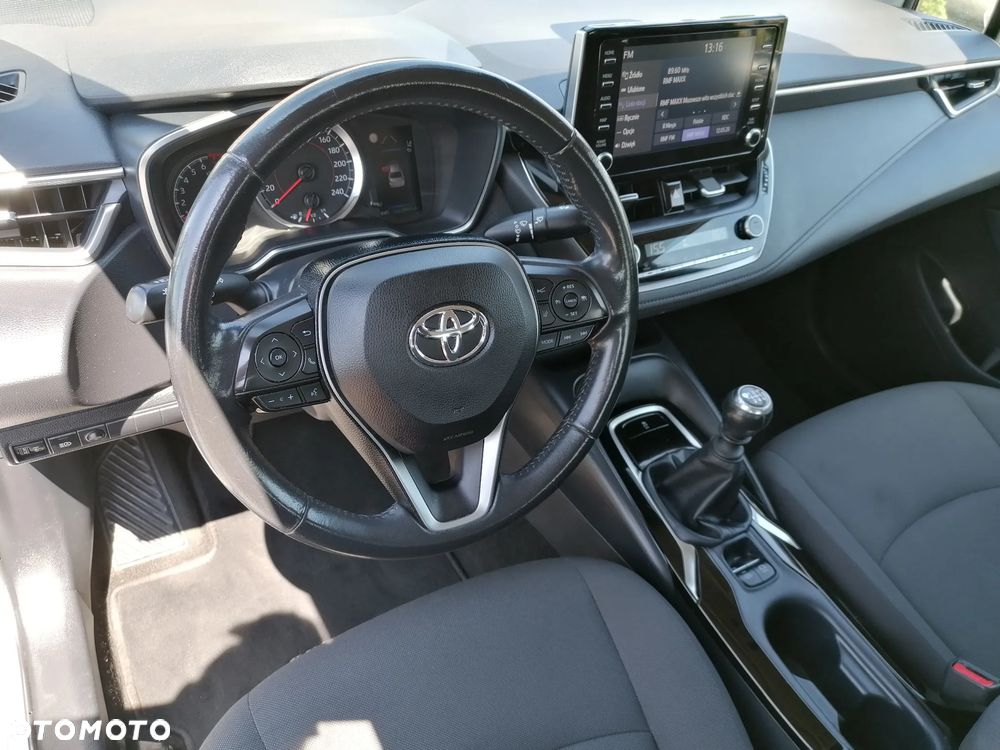 Toyota Corolla 1.6 Comfort - 18