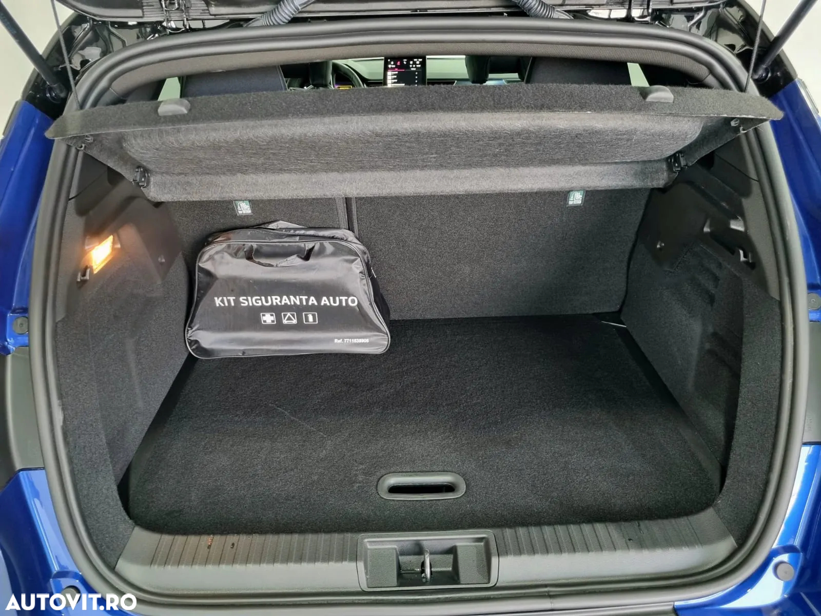 Renault Captur - 16