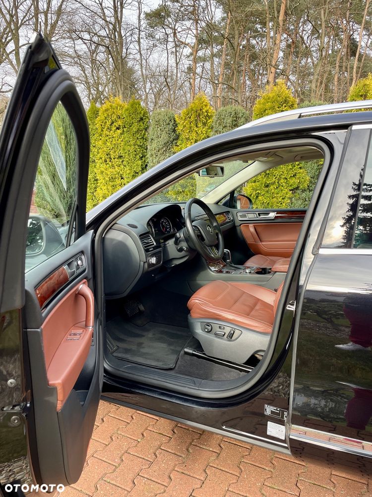 Volkswagen Touareg 3.0 V6 TDI BMT Business Line - 9