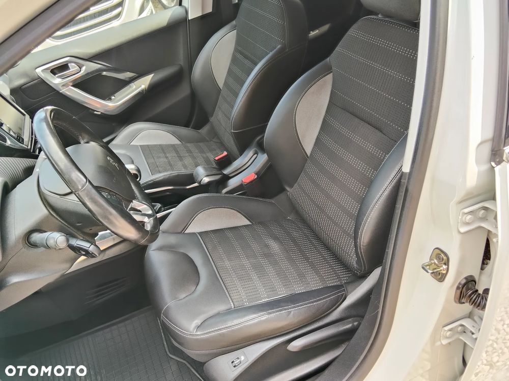 Peugeot 2008 e-HDi FAP 115 STOP & START Allure - 30