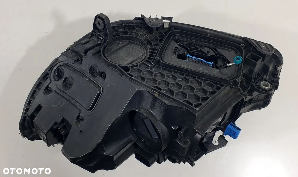 Mercedes C-Klasa W206 Reflektor Prawy A2069064803 - 4