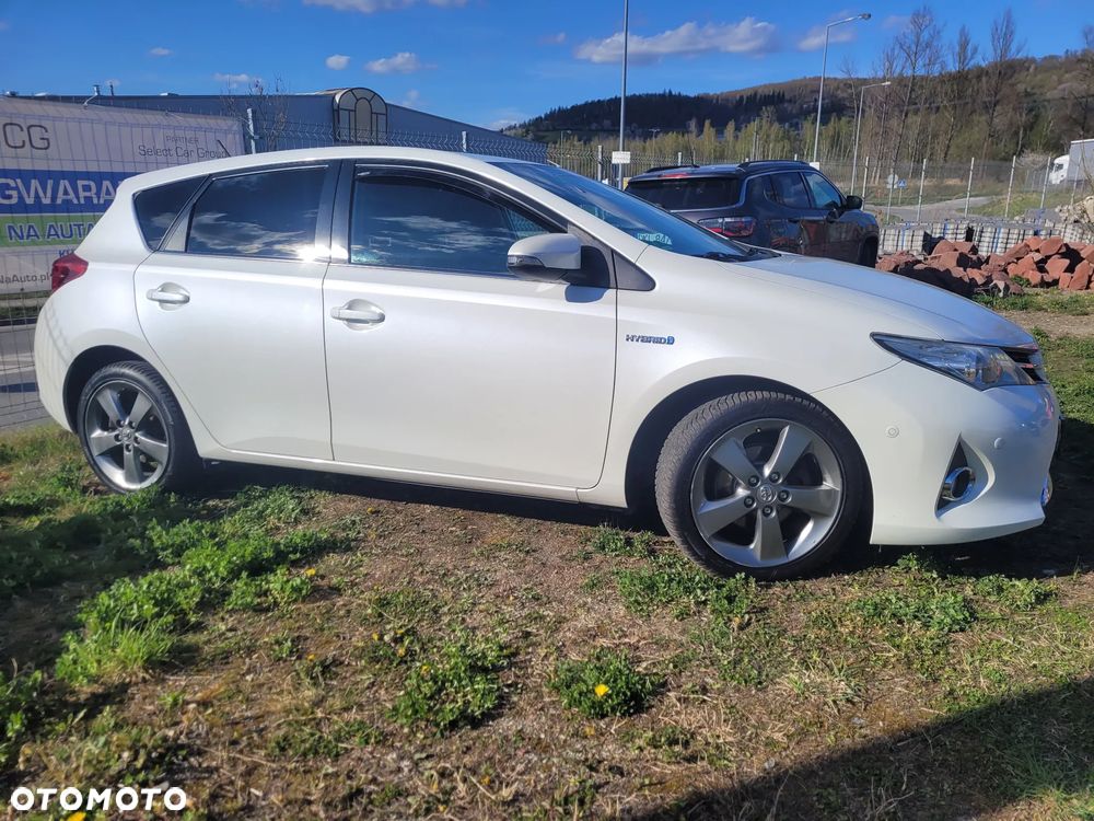 Toyota Auris 1.8 HSD Luna - 9