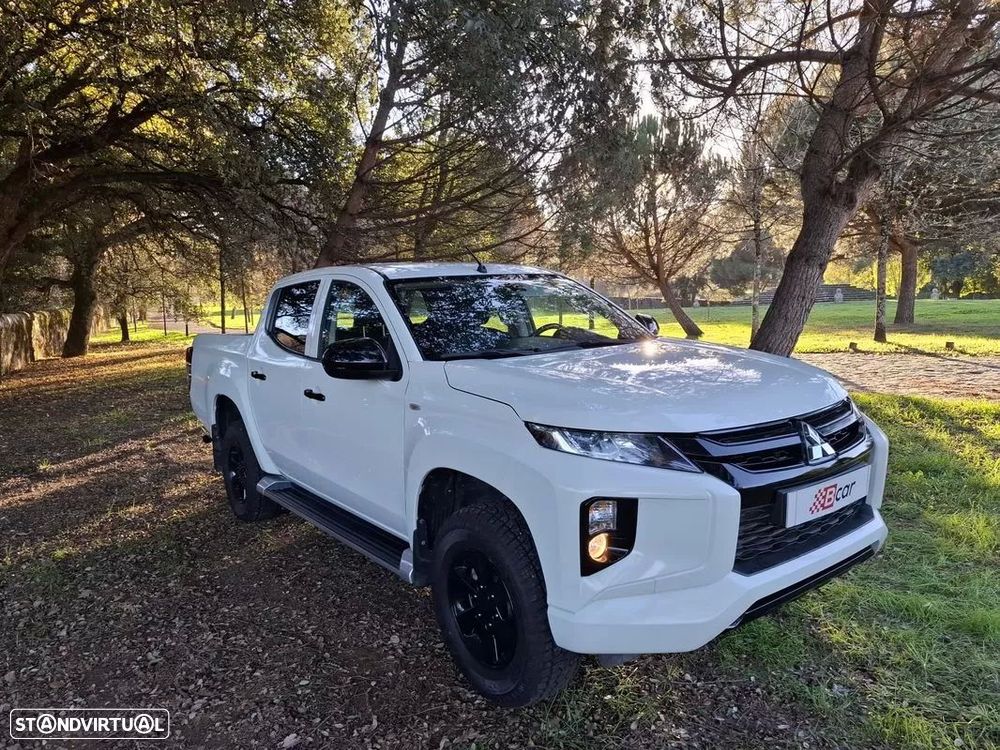 Mitsubishi L200 2.3 DI-D Club Invite 4WD - 3