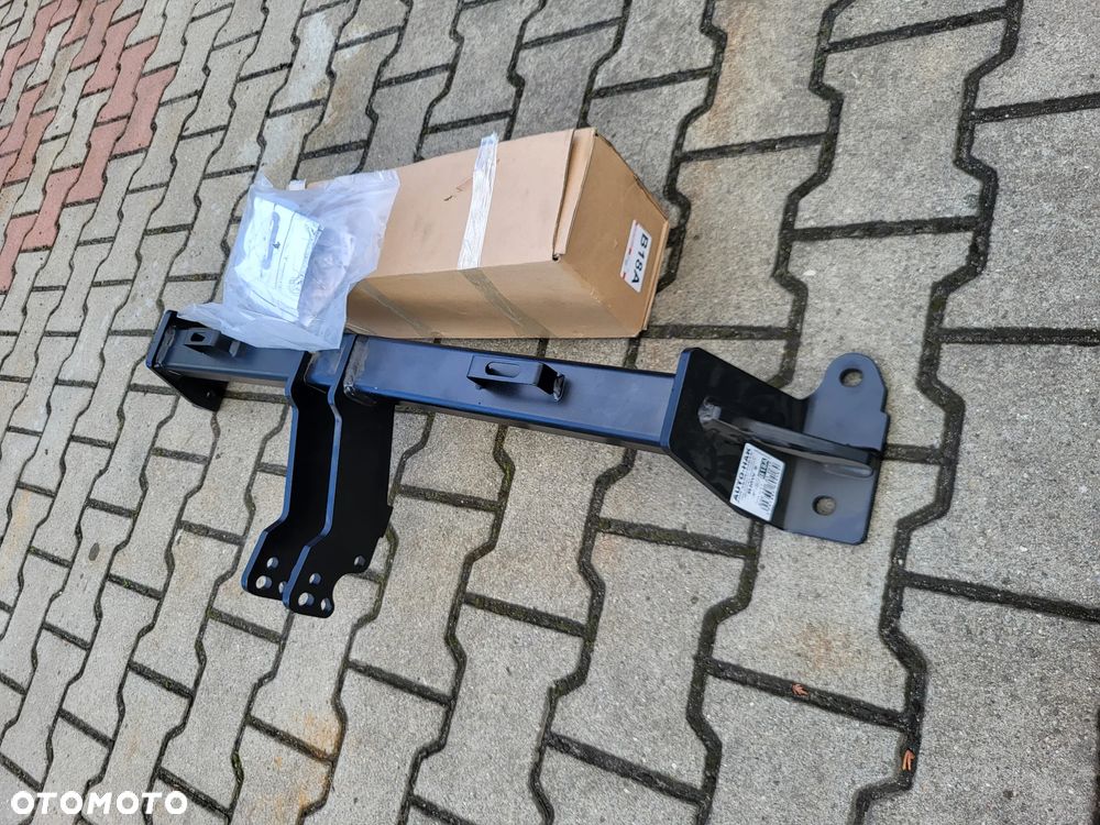 Hak holowniczy  BMW seria 5,F10 4 drz., poza M Pakiet / M5 i Active  od 03.2010-02/2014 - 2