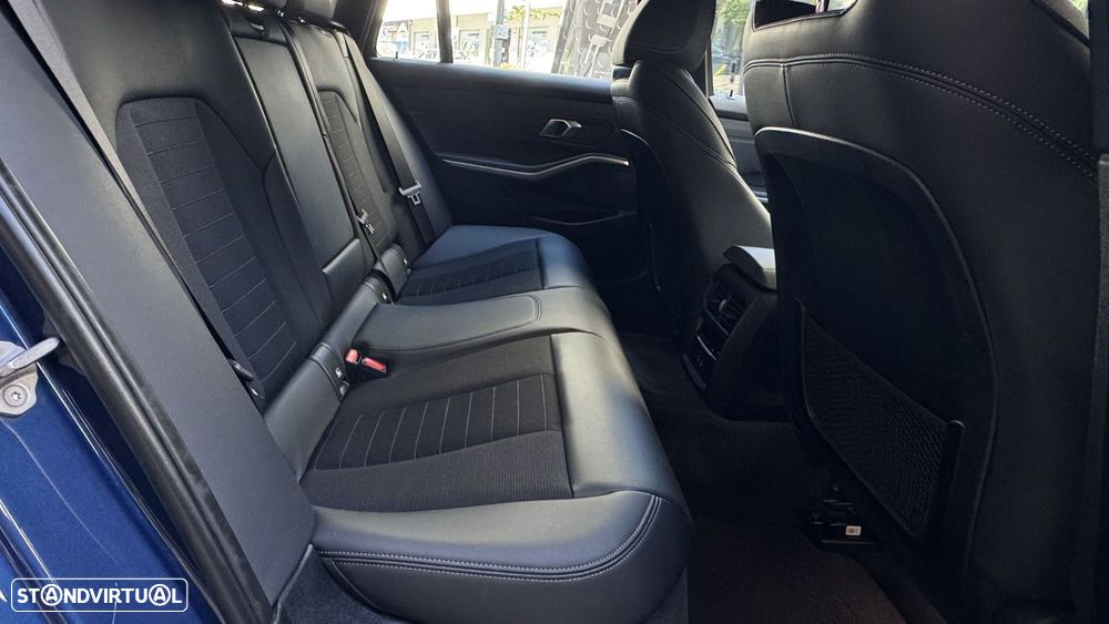 BMW 330 e xDrive Aut. - 14