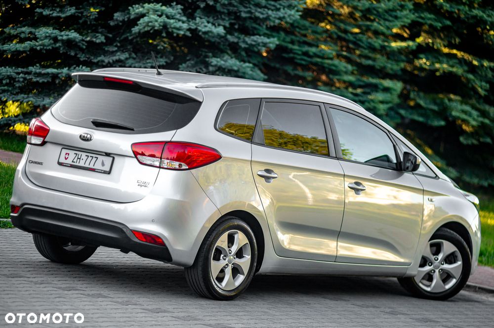 Kia Carens 1.7 CRDi Vision - 13