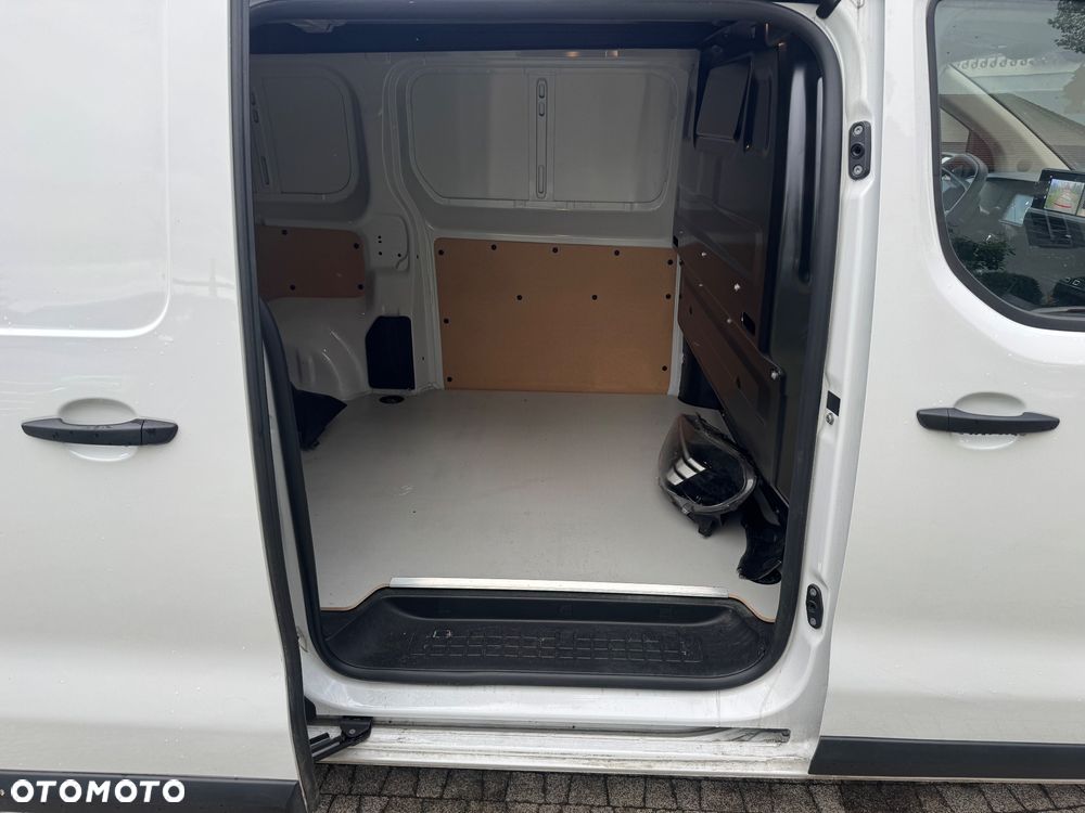 Opel Vivaro - 18