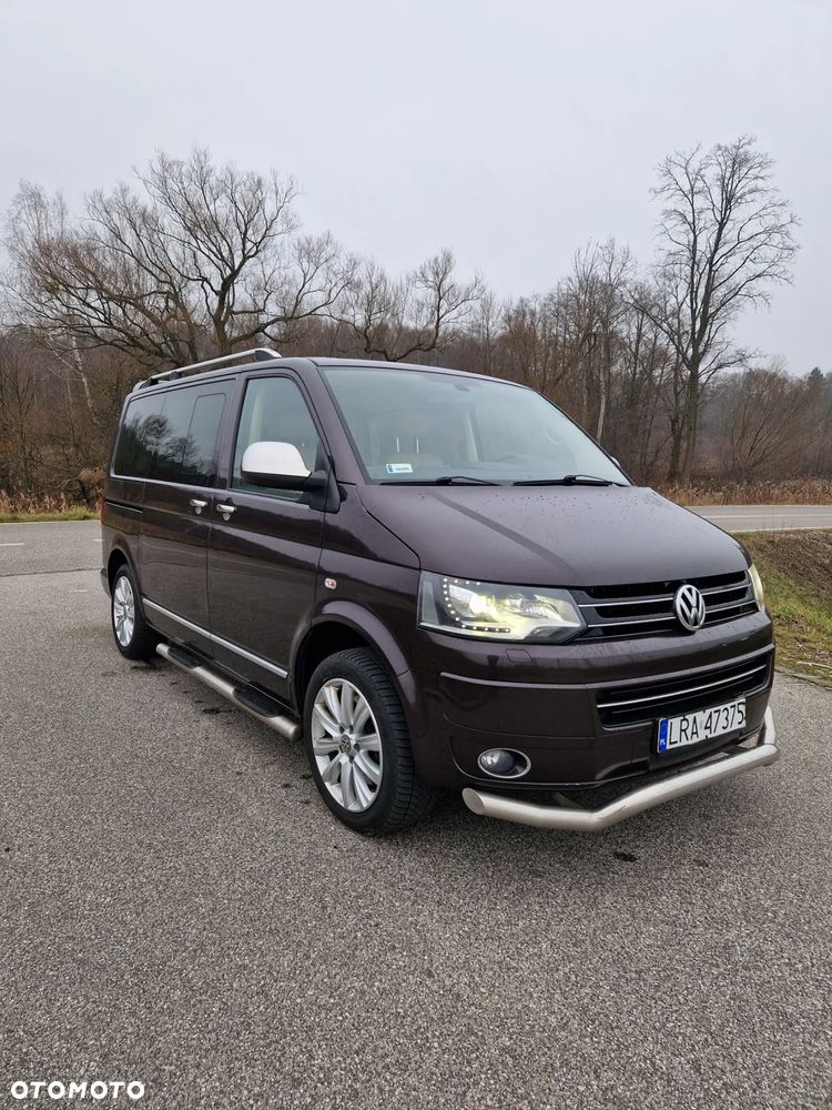 Volkswagen Multivan - 1