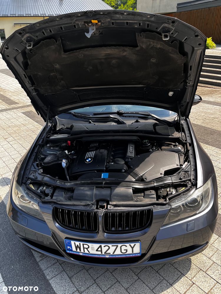 BMW Seria 3 325i xDrive - 19