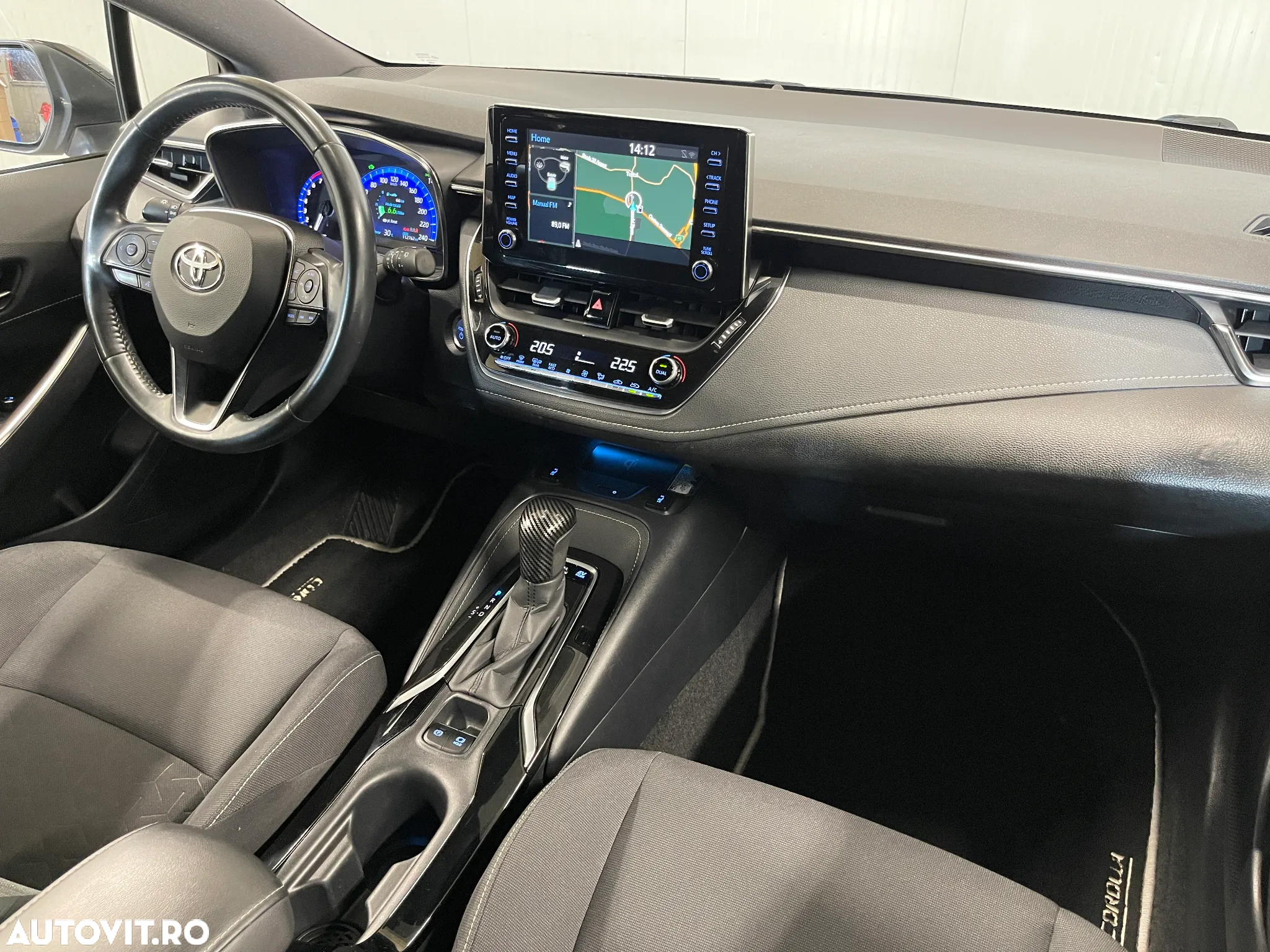 Toyota Corolla 2.0 Hybrid Business Edition - 7