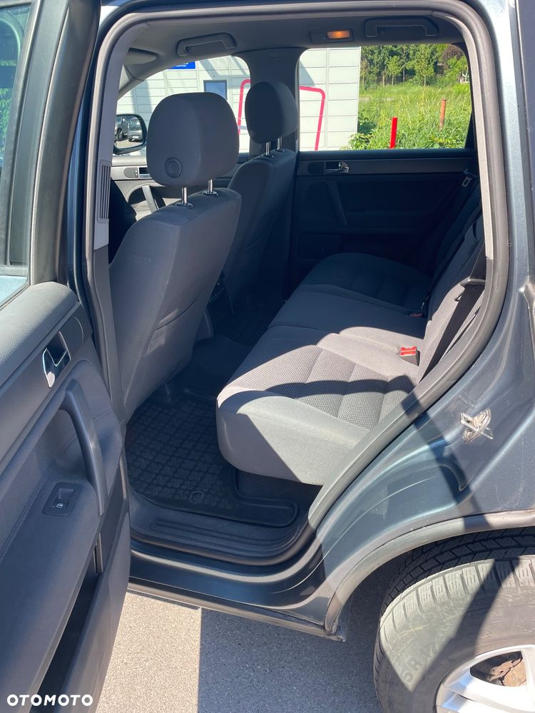Volkswagen Touareg - 12