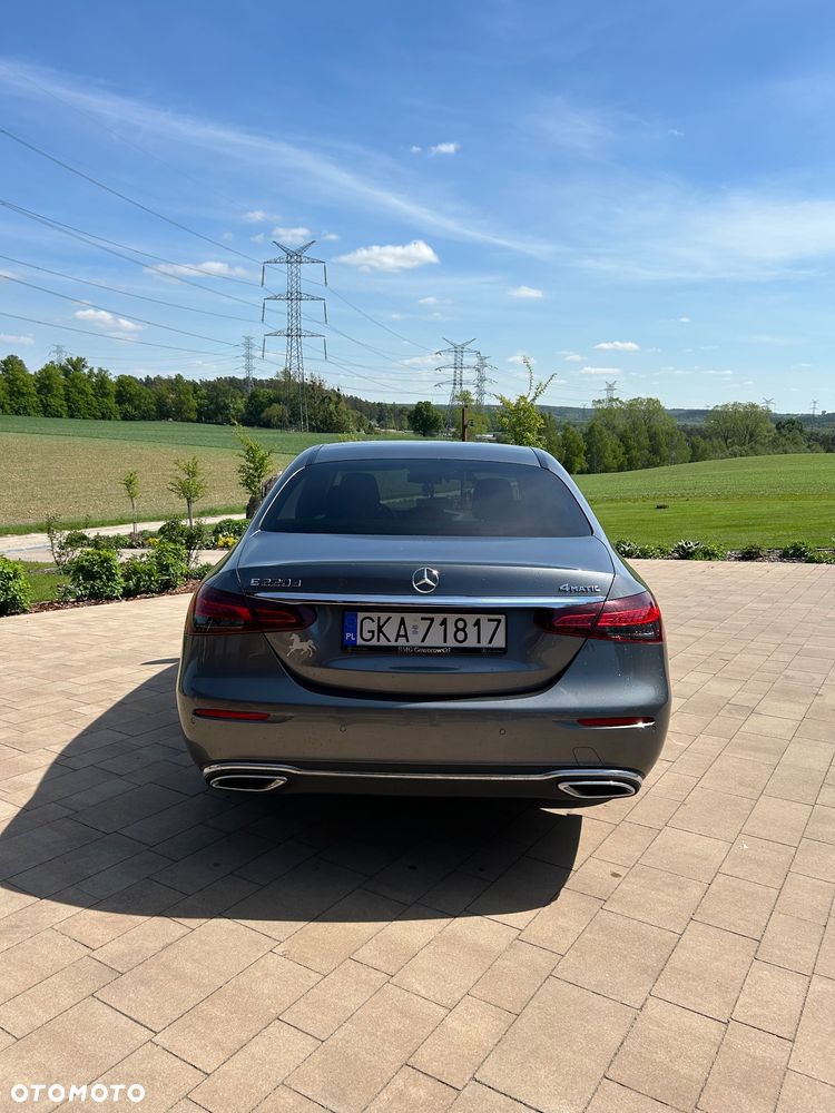 Mercedes-Benz Klasa E 220 d 4-Matic - 5