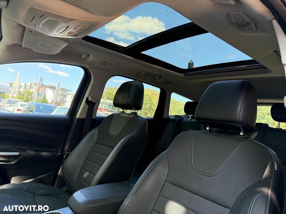 Ford Kuga - 26