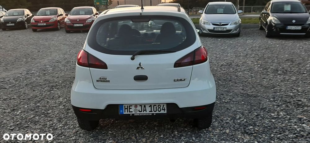 Mitsubishi Colt - 25