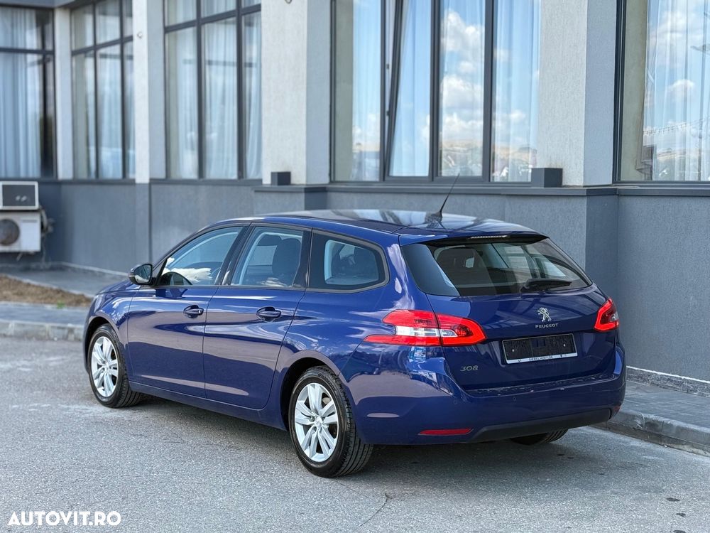 Peugeot 308 - 13