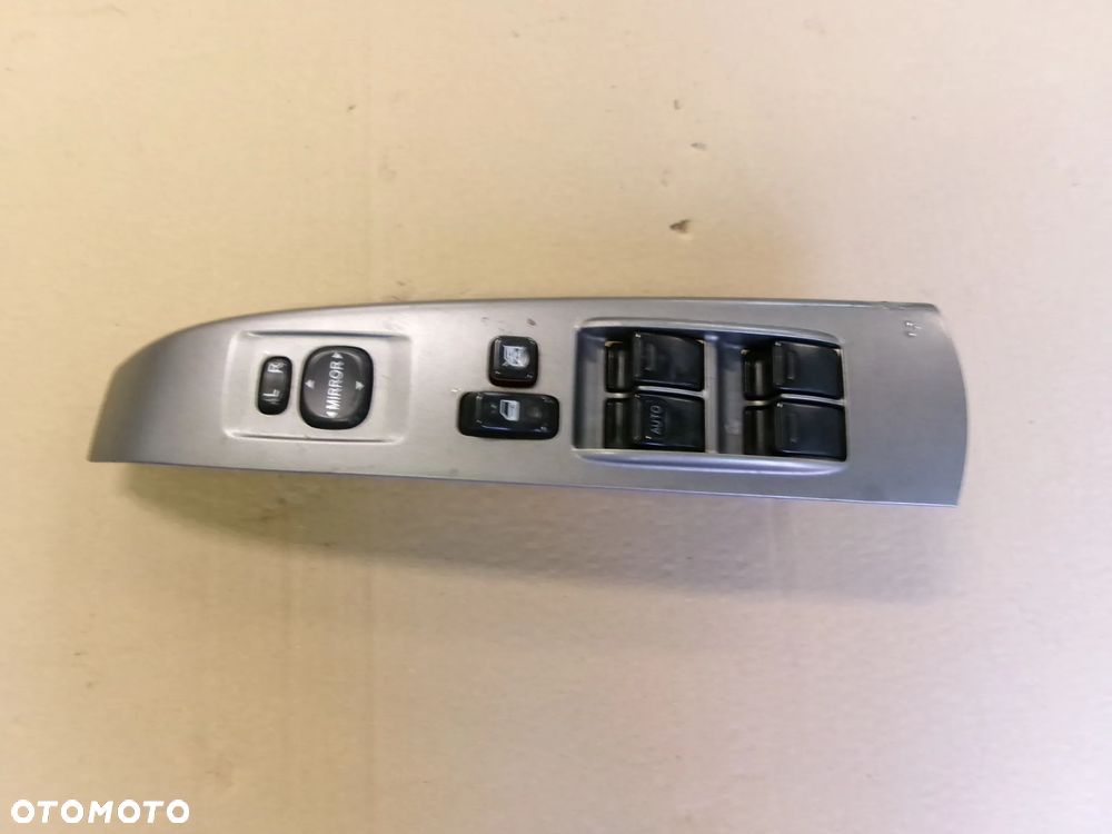 PRZEŁĄCZNIK SZYB TOYOTA PRIUS II  L.P    EU - 2