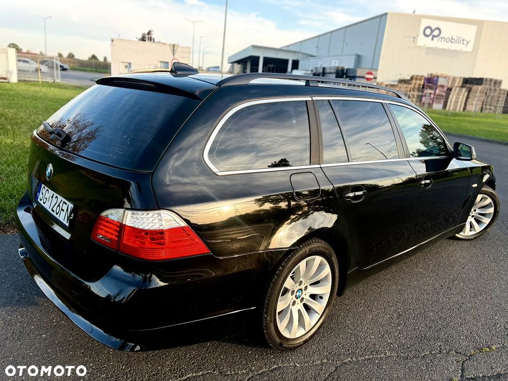 BMW Seria 5 520d Edition Sport - 15