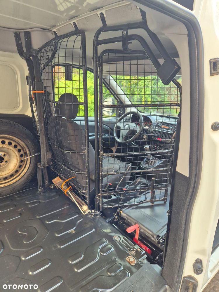 Opel Combo - 20