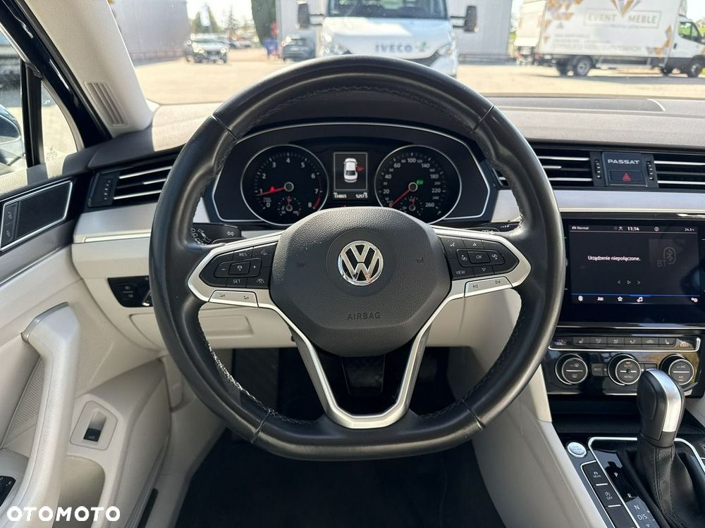 Volkswagen Passat 2.0 TSI Elegance DSG - 26
