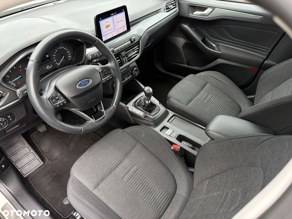 Ford Focus - 11