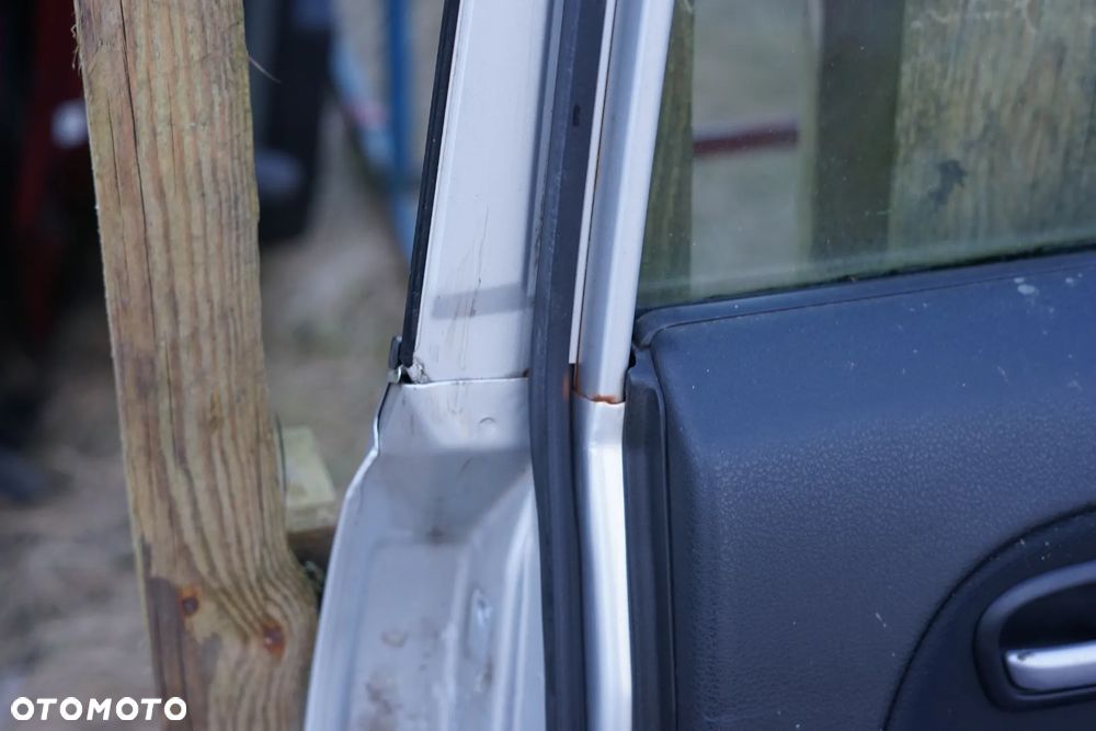 Drzwi tył tylne prawe Suzuki Grand Vitara II 5d Z2S - 12