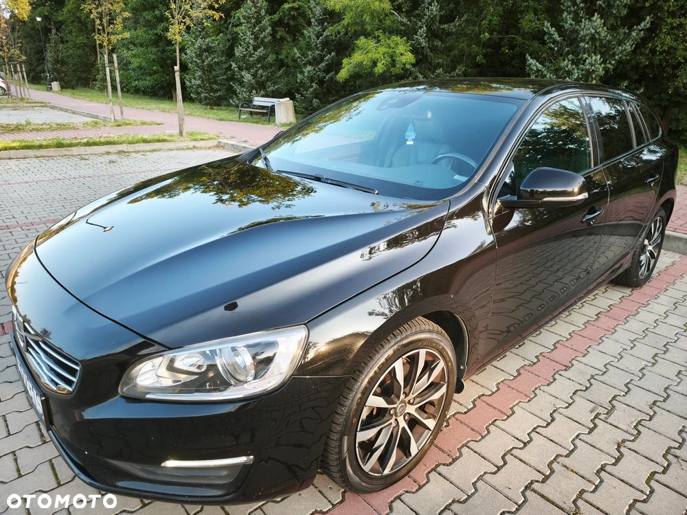 Volvo V60 D2 Drive-E Momentum - 13