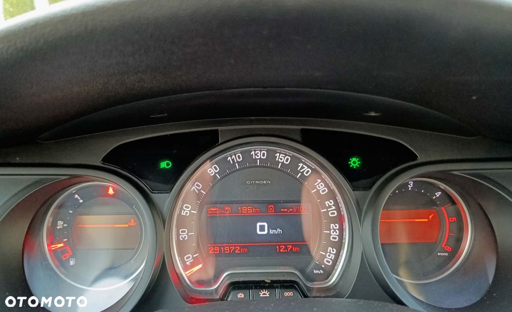 Citroën C5 2.0 HDi Exclusive - 21