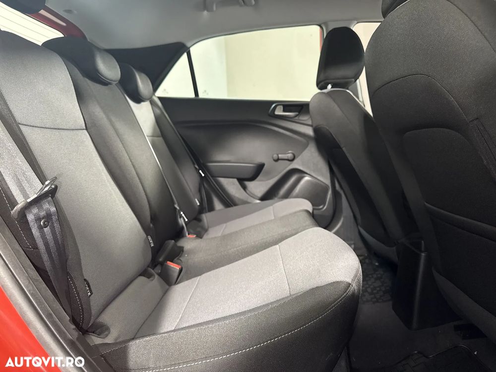 Hyundai i20 - 13