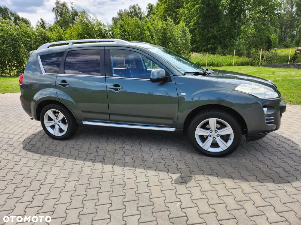 Peugeot 4007 HDI FAP 7-Sitzer Platinum - 16