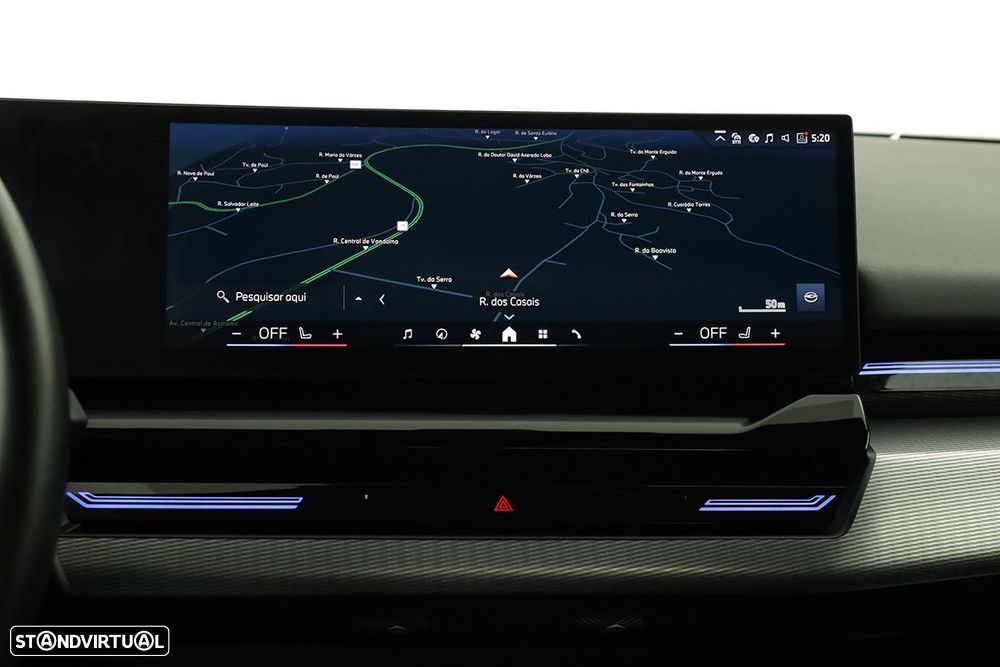 BMW 520 d Pack Desportivo M - 11