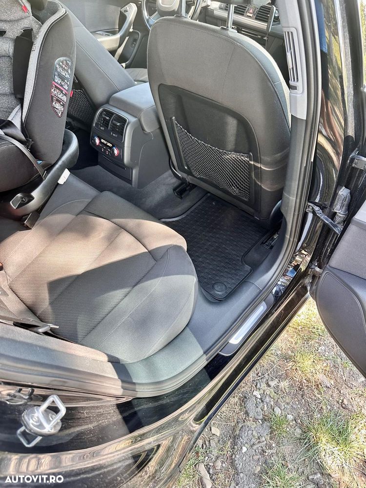 Audi A6 Avant 2.0 TDI Ultra S tronic - 26
