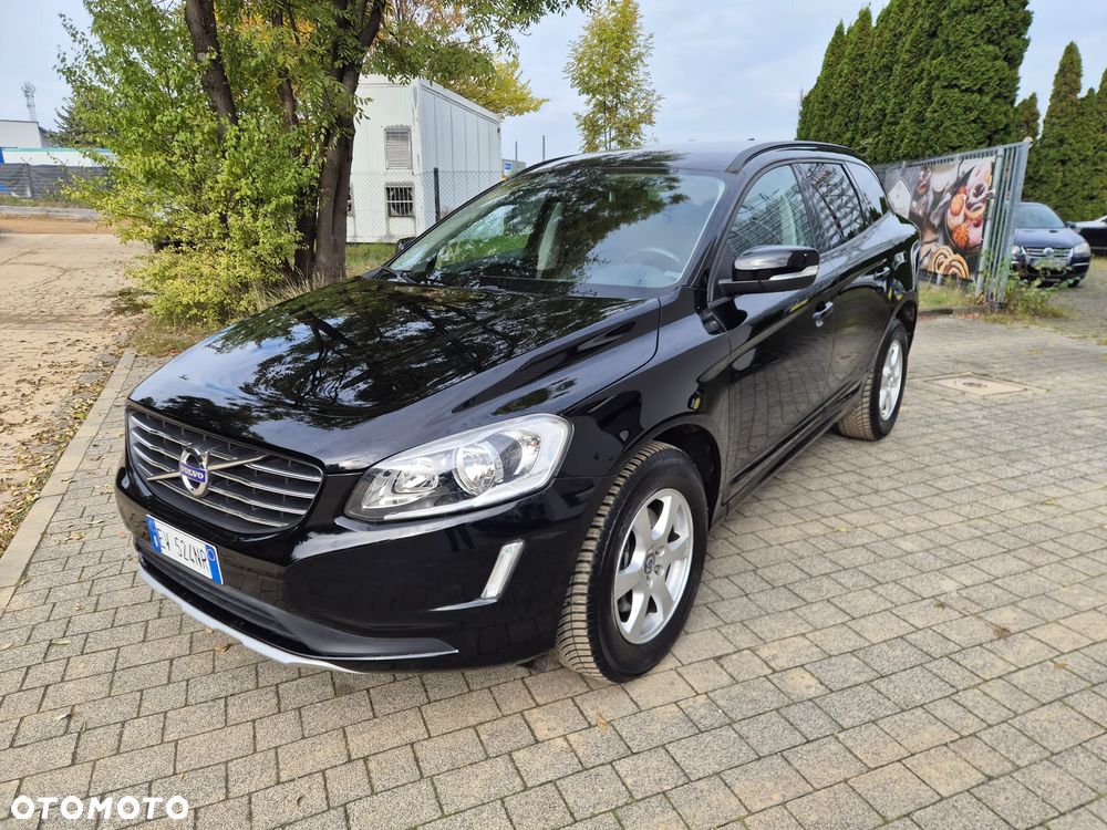 Volvo XC 60 D3 Momentum - 1