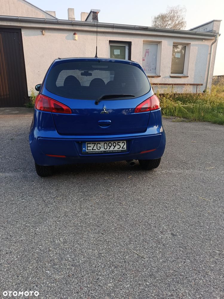 Mitsubishi Colt - 3