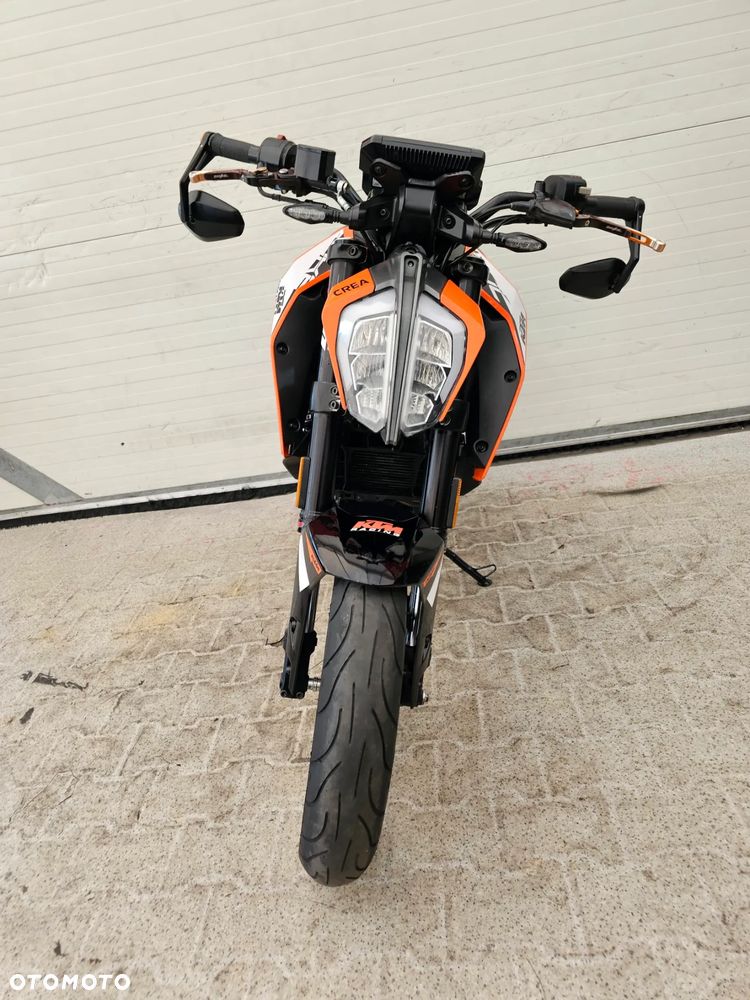 KTM Duke - 17