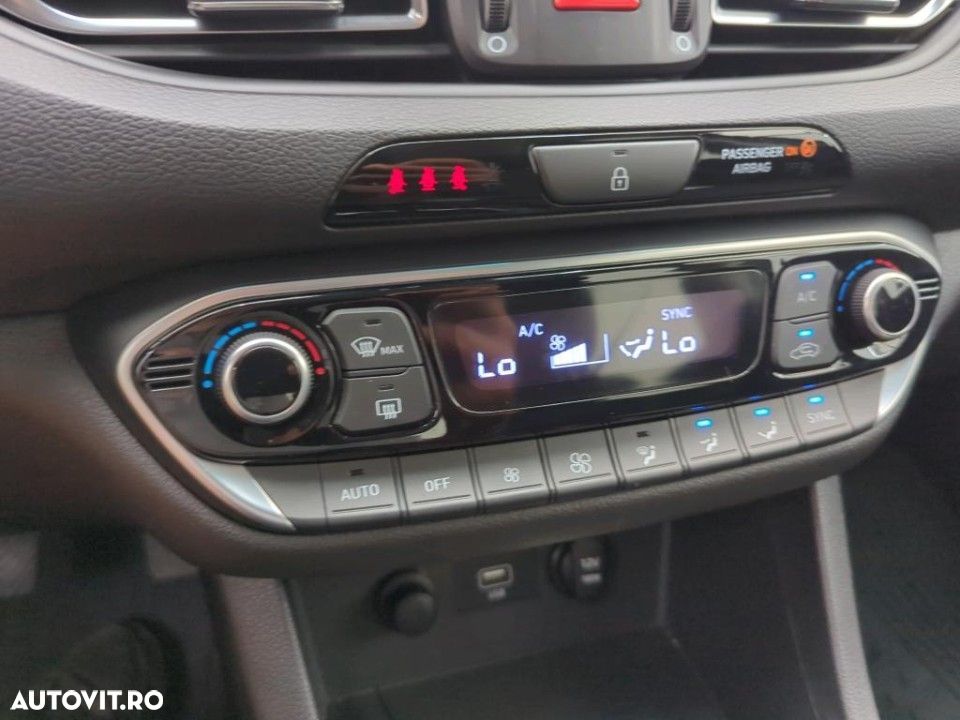 Hyundai i30 1.5 110CP 5DR M/T Highway - 8