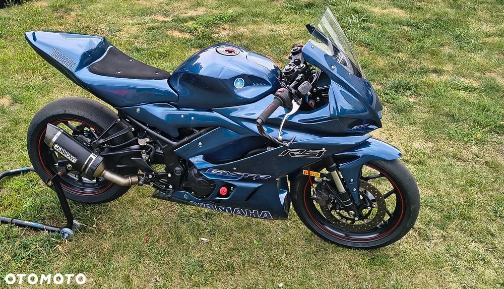 Yamaha R3 - 2