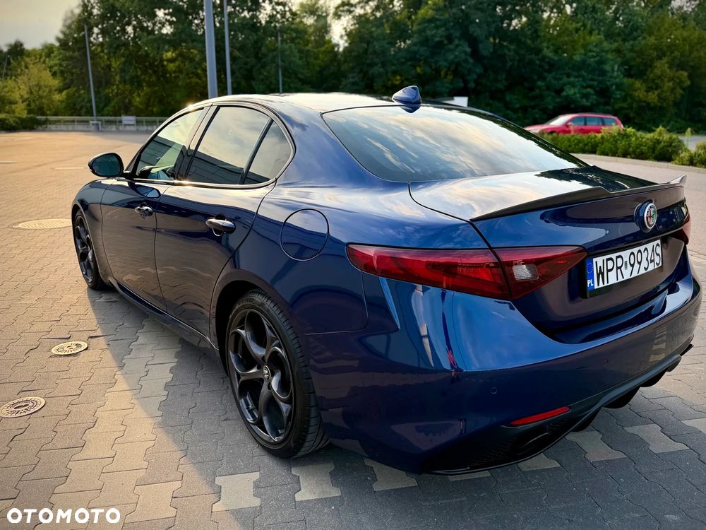 Alfa Romeo Giulia 2.0 Turbo 16V AT8 Veloce Ti - 6