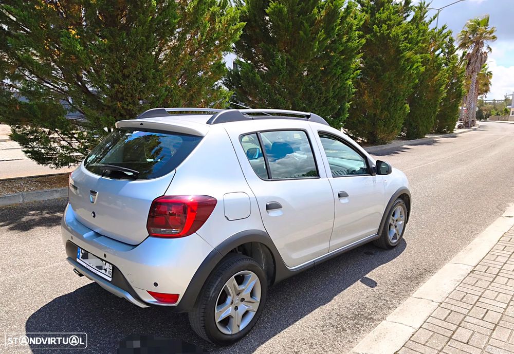 Dacia Sandero 1.5 dCi Stepway - 6