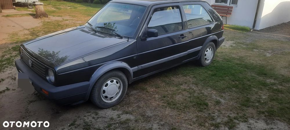 Volkswagen Golf 1.6 GL D - 1