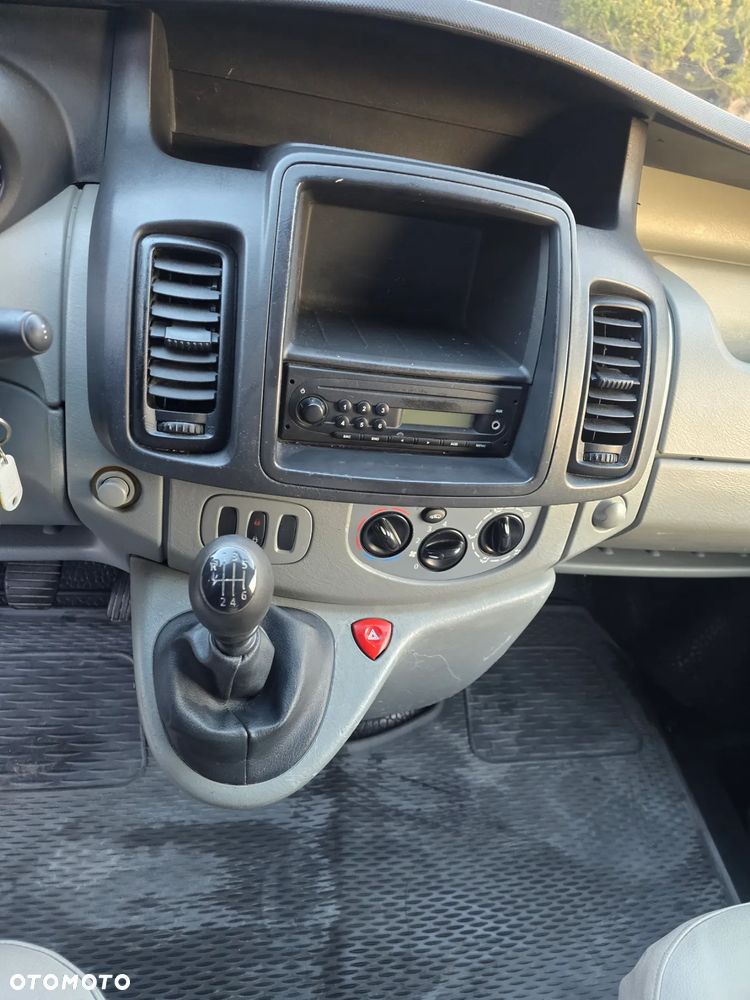 Renault Trafic - 11