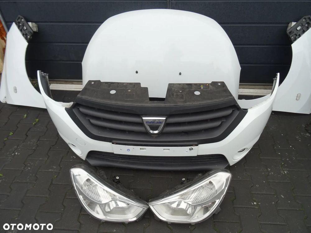 DACIA LODGY USZCZELKA PLASTIK NAKLADKA  BAGAZNIKA LISTWA PROGOWA MOCOWANIE KOLA ZAPASOWEGO - 4