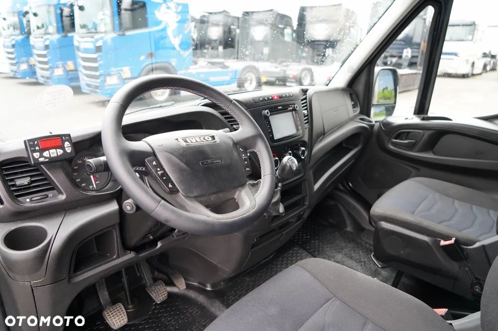 Iveco DAILY 35-150 / CHŁODNIA / CARRIER XARIOS 350 / WINDA DHOLLANDIA - 750 KG / MANUAL / BLIŹNIAK / EURO 6 - 24