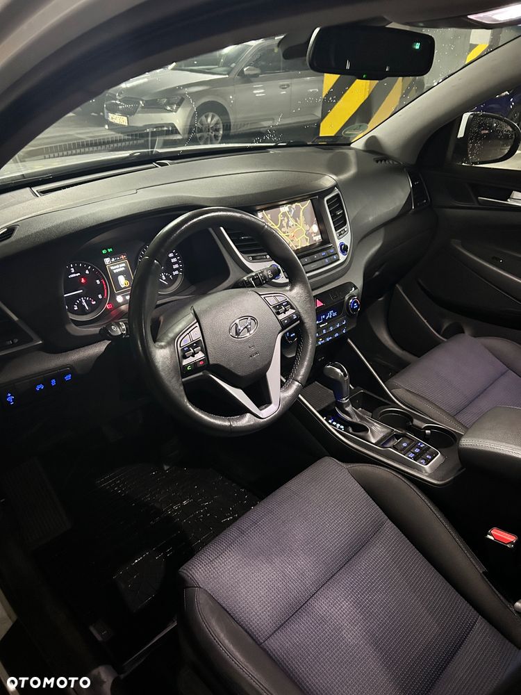 Hyundai Tucson 1.7 CRDI BlueDrive Style 2WD DCT - 32